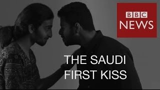 Saudi 'first kiss' #BBCtrending - BBC News