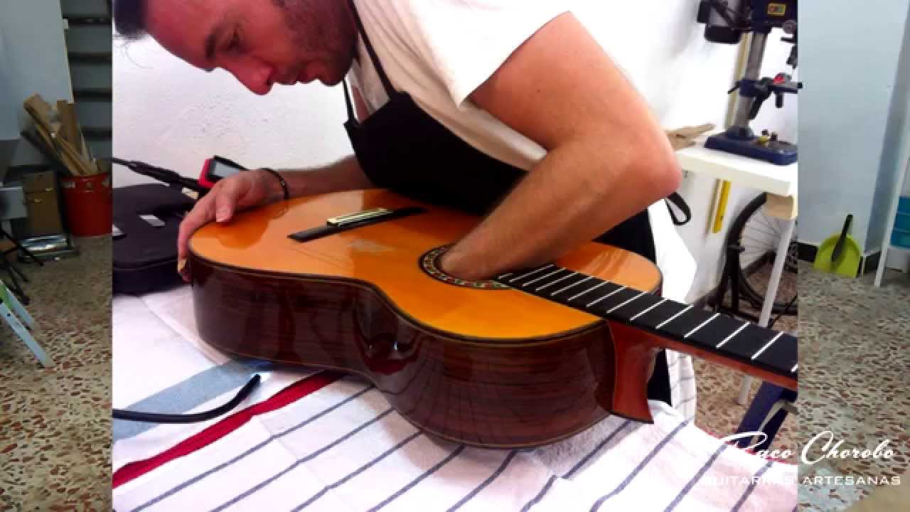 Reparación de guitarra / Guitar repair - YouTube