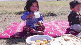 Village Lifestyle of Afghanistan - Baking Bread And Potato For Breakfast