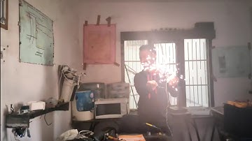 Electrical short-circuit and sparking in slow motion