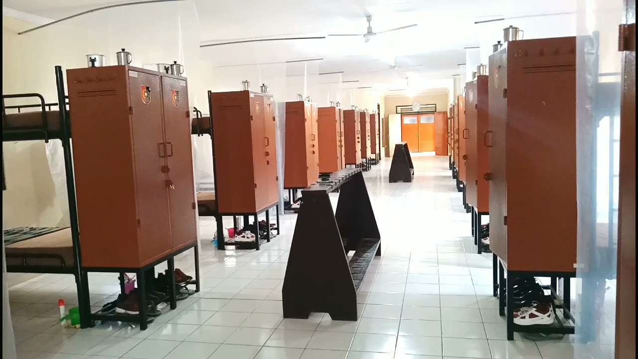 INTIP SUASANA BARAK DAN SISWA DIKTUK BINTARA POLRI ANGKATAN 46