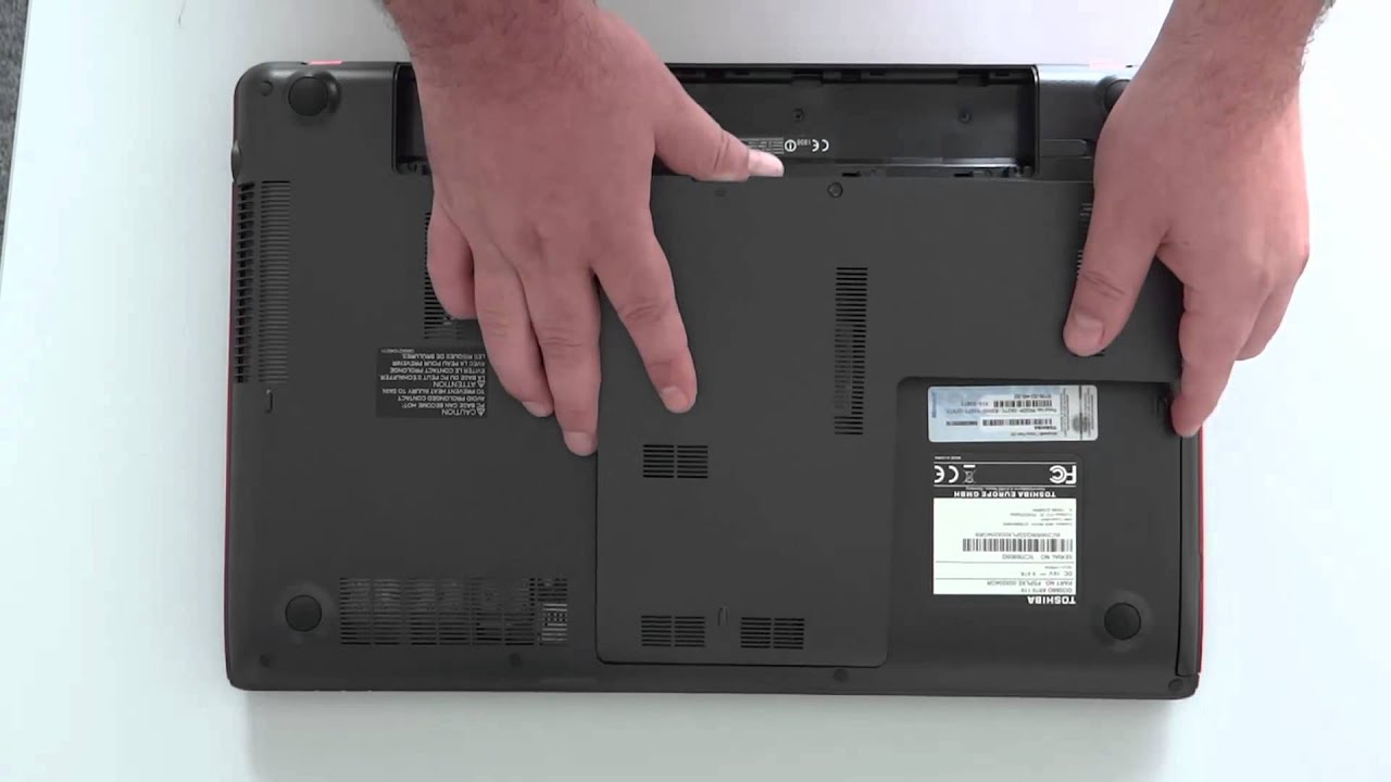 Toshiba Qosmio X870 Memory Replacement