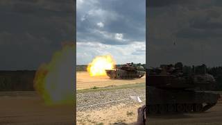 M1 Abrams Tank Firing on the move (with slow-motion)