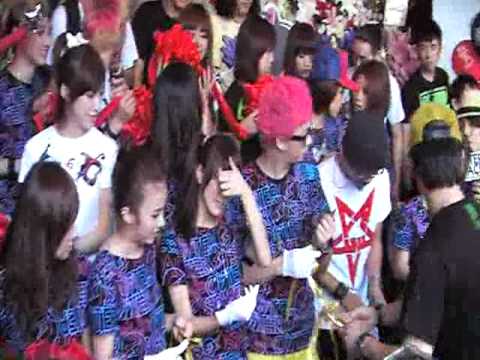 OUTERSPACE 6.7.2009 開幕剪綵花絮