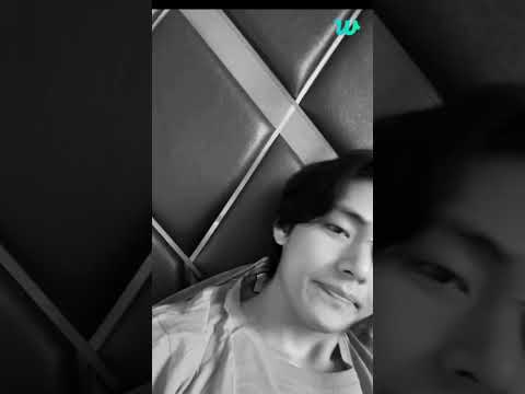 taehyung live 😻