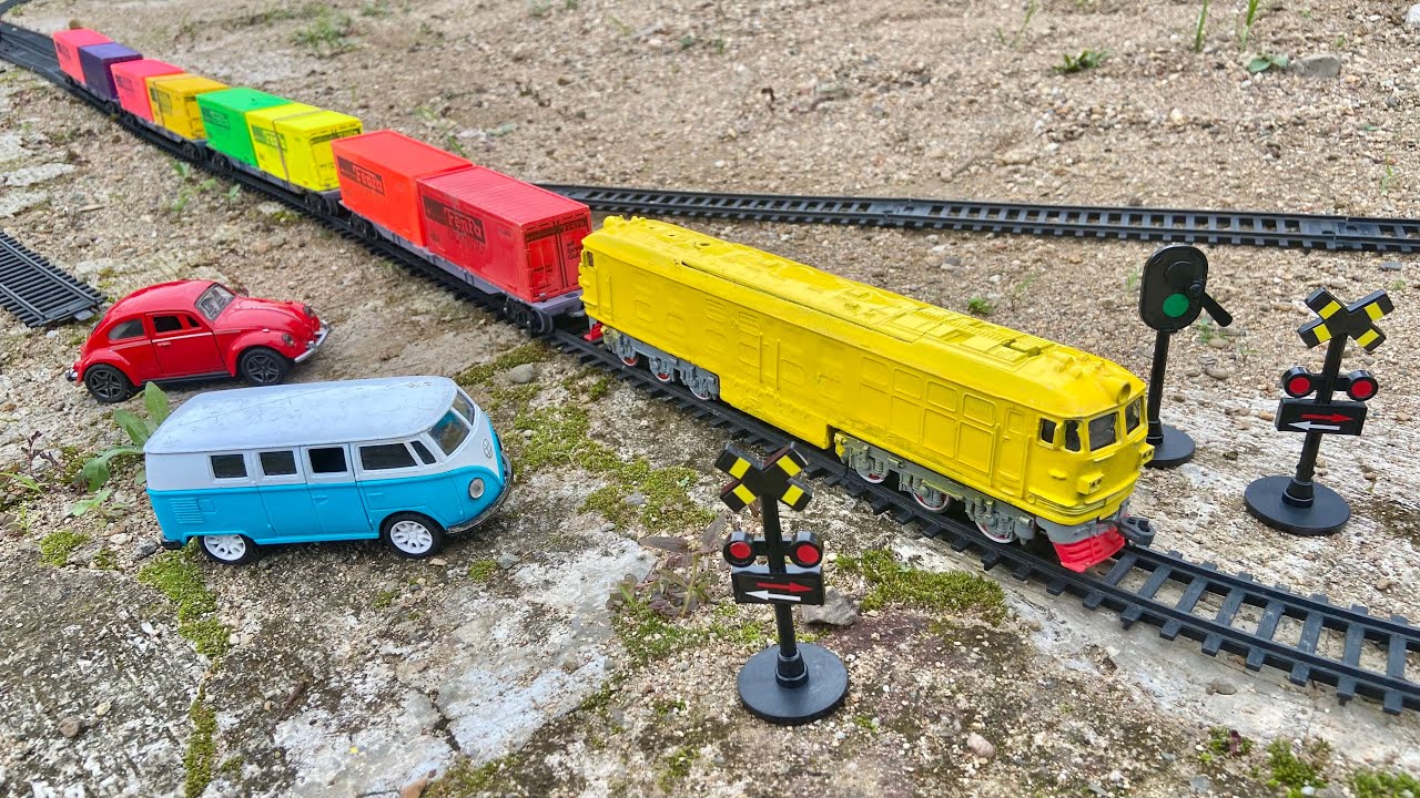 Сборка модели дизельного поезда, модели грузового поезда, сверхмощного тепловоза