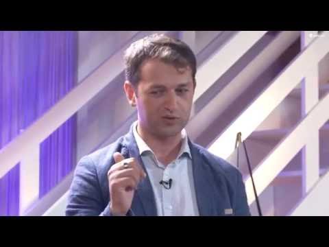 ძველი ბიჭი სტადიონზე - მარადონა