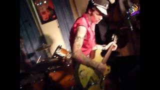Nick Curran and the Lowlifes - Lookin' good LIVE!