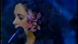 Video thumbnail of "Jobim and Gal Costa perform Dindi"