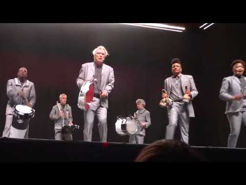 David Byrne |