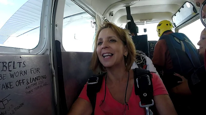 Tracy Searcy's Tandem skydive in Northeast PA!