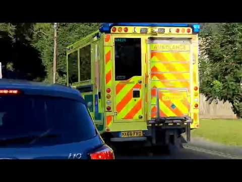 *RARE* Bucks fire and rescue service Co-responder responding with the SCAS.