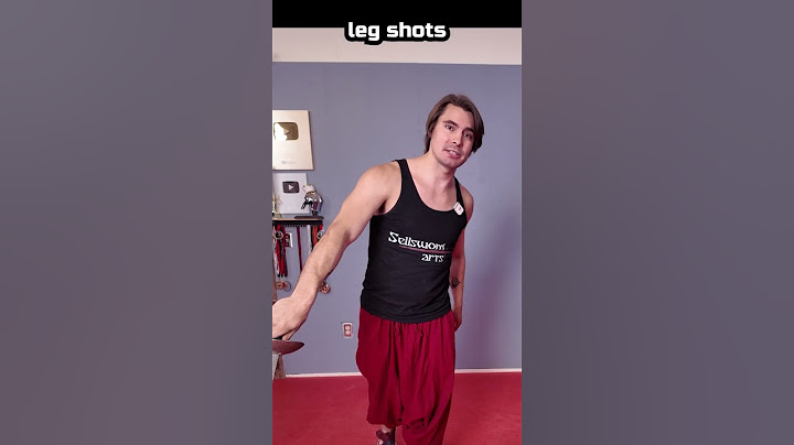 Only NOOBS block Leg Shots! #sword #martialarts #hema