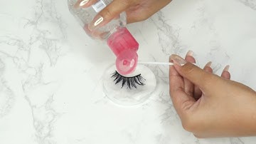 How to Clean False Lashes