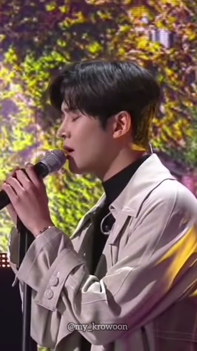 Happy 3rd year anniversary to this solo performance of First Love on Music Bank! #ROWOON #로운 #ロウン