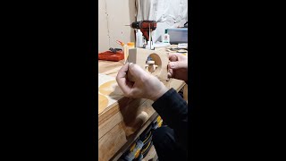 Assembling a "Joy" (twirling robot) Automaton