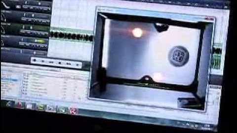 Musica elettronica con il reactivision primo esperimento.wmv