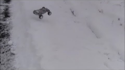 traxxas rustler xl-5 in snow