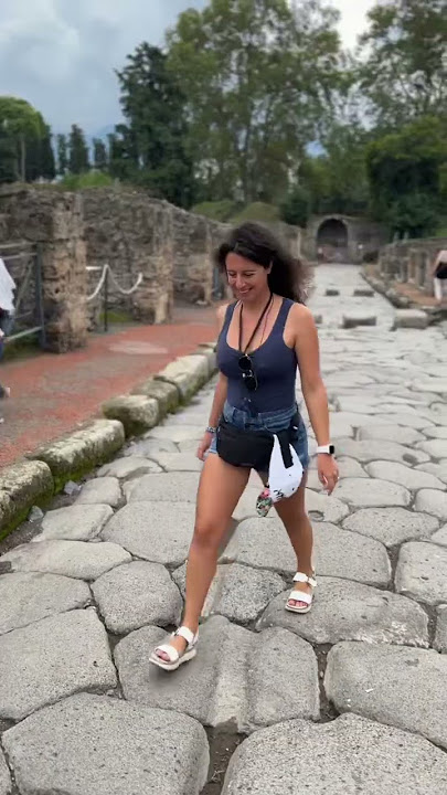 POMPEI! The Most Famous Italian Roman Town at the Base of Mount Vesuvius #pompei #shorts