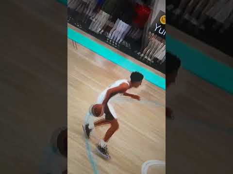 NBA 2K23 VC GLITCH? BEST BUILD?