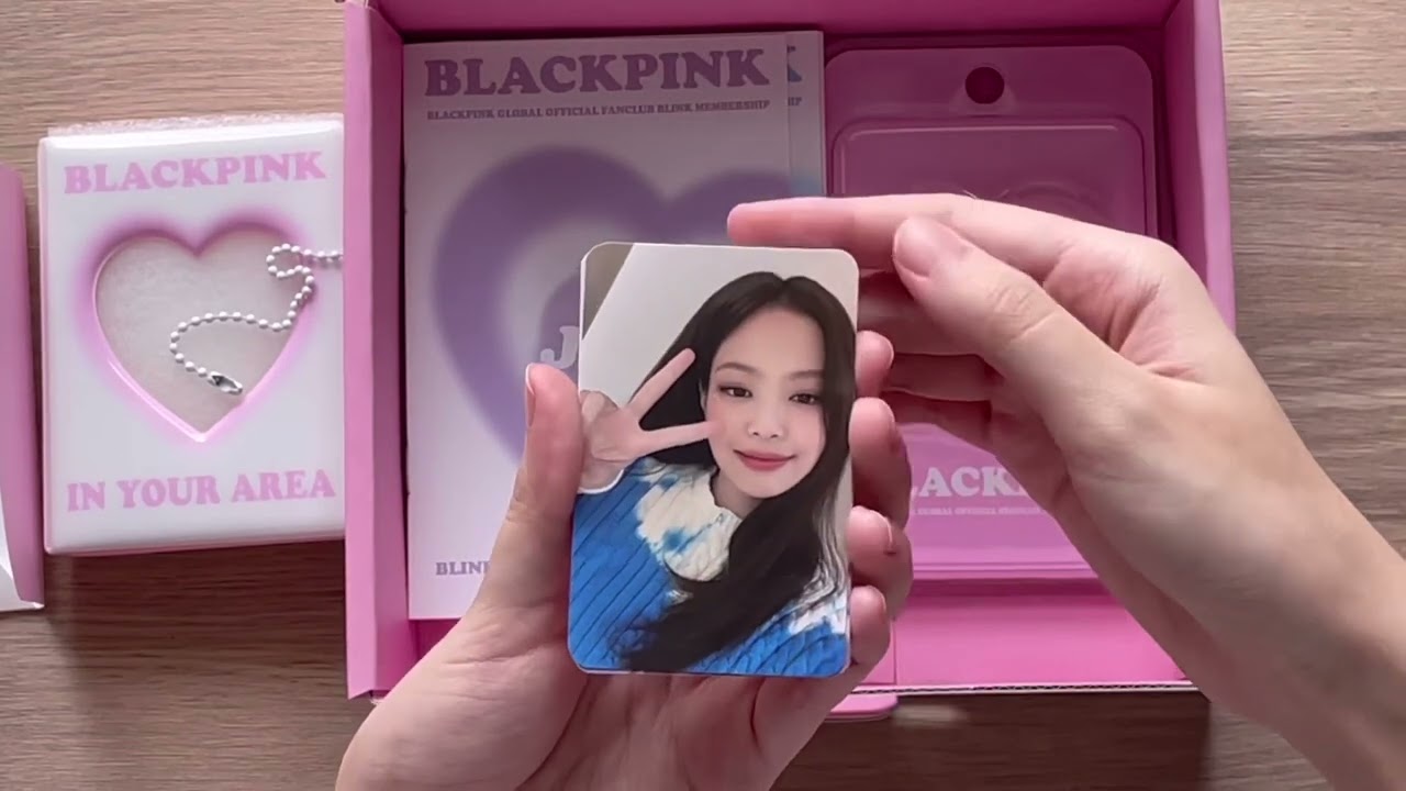 Unboxing Blackpink weverse premium membership kit (asmr)