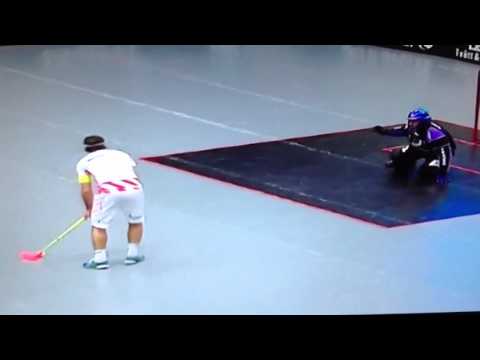 Grym innebandy straff