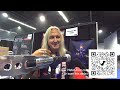 Capture de la vidéo Dozer @ Metaldozer.com Mic Stands #Nammshow2024 Interview Musicucansee.com