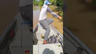 Una carnada olorosa 😅 #pesca #fishing #pescaria #colombia