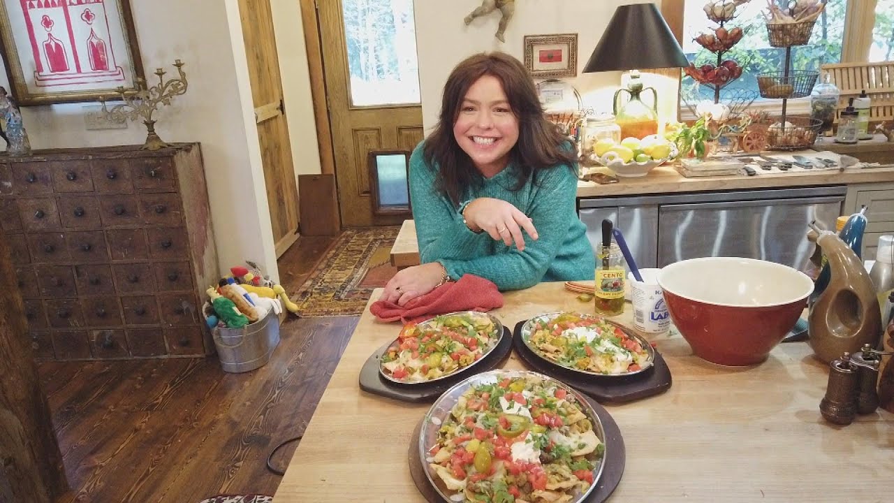 How To Make Moroccan Nachos With Pita Chips | Rachael Ray | Rachael Ray Show