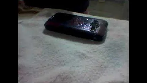 Como tirar o esmalte da capinha do celular sem acetona?