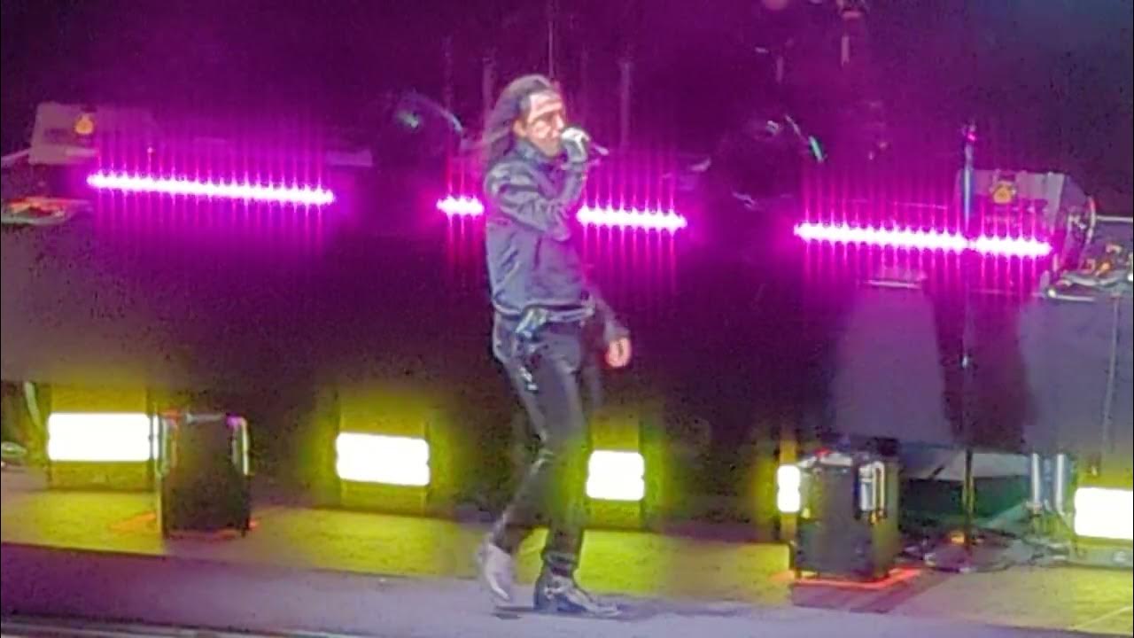 Falling in Reverse does Rock Star, Northern Quest Casino YouTube