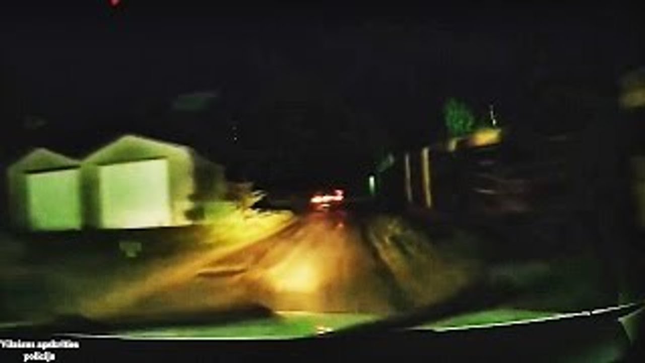 Lithuanian Police Chase Drunk Driver - YouTube