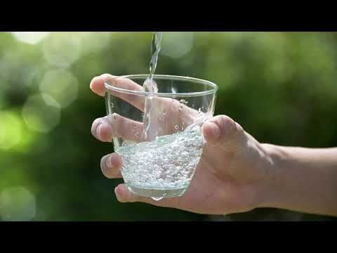 Как пить минеральную воду при гастрите с повышенной кислотностью, с пониженной кислотностью правильн