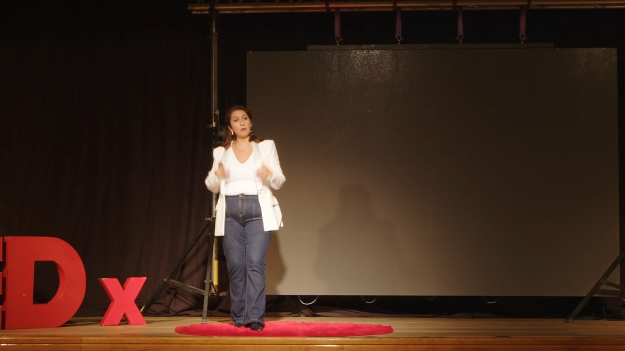 La autenticidad: un super poder | Paola Quezada | TEDxAntofagasta