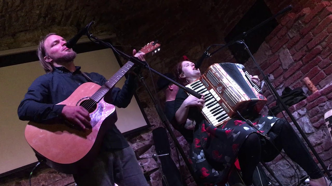 Těšínská (Freemasonic Club, Praha 25.10.2019)