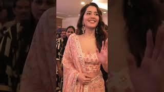Actress Raashii Khanna Exclusive Visuals At #telusukada Trailer Launch Event -@CultPolitics