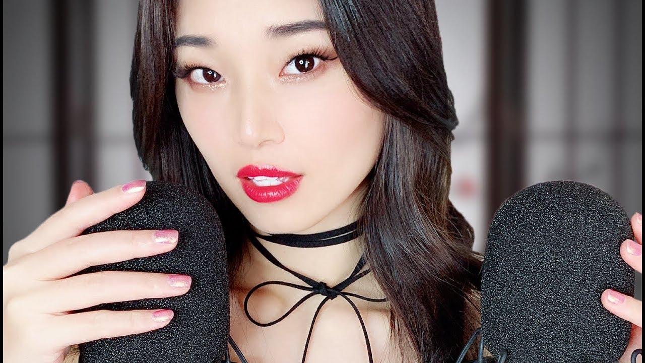 Deep asmr. Tingting ASMR. Ilamos ASMR photo.