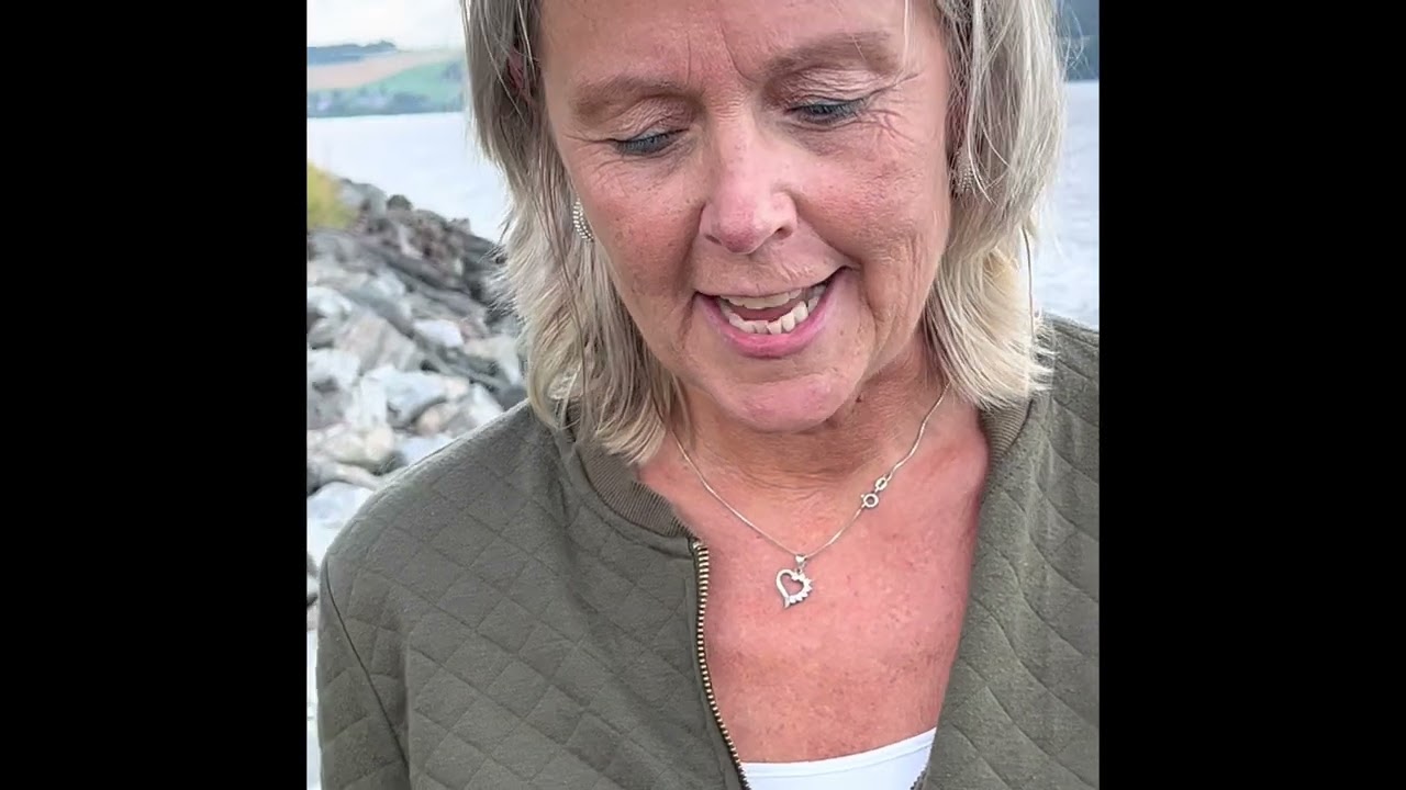 Se her hva MediYoga har betydd for Lisbeth Sydbøge: