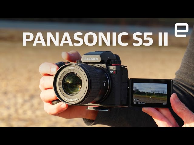 Panasonic S5 II Review - FINALLY Good Video Auto Focus! 