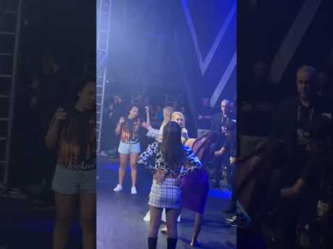 O encontro de Joelma e sua sósia
