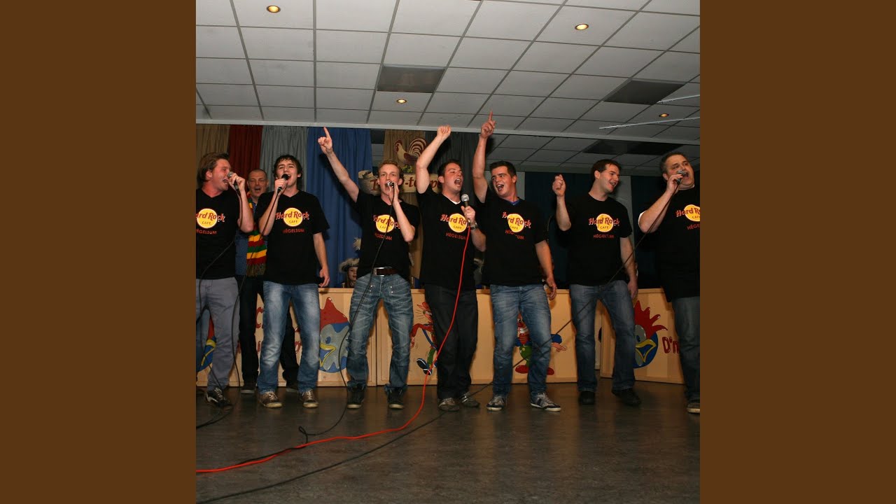 Hegga is de baas! (feat. Happy Hotdogs: Jasper van Rens, Roel Beerkens, Freek Kleuskens,...