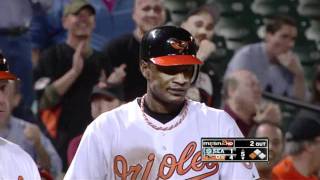 2011/05/11 Jones' two-run triple