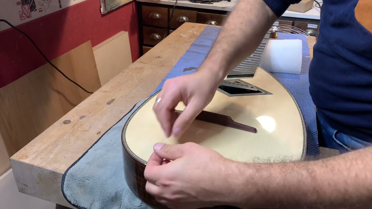 Installation d’un pickup sur Mandole