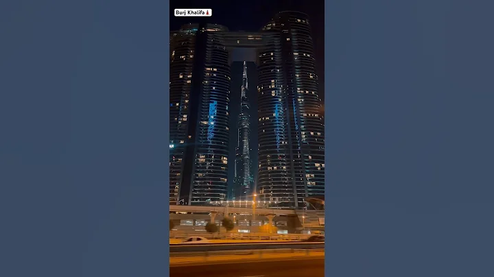 Burj khalifa 🗼 #dubai #dubaiinfluencer #viral #trending #viralvideo #love #motivation #travel