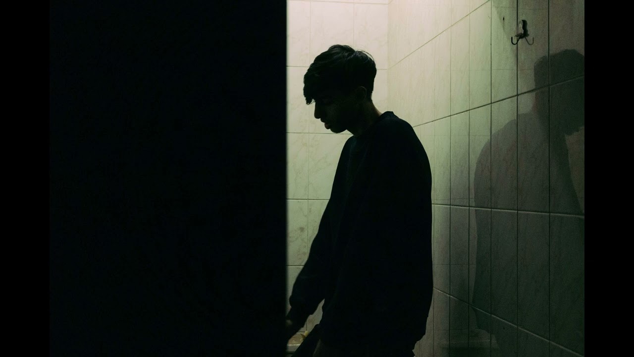 NXPTUNE - YEAH Ft Omar1 (thrill, bbywrld)