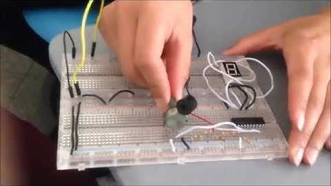 0 a 9 con potenciometro en display 7 PICAXE