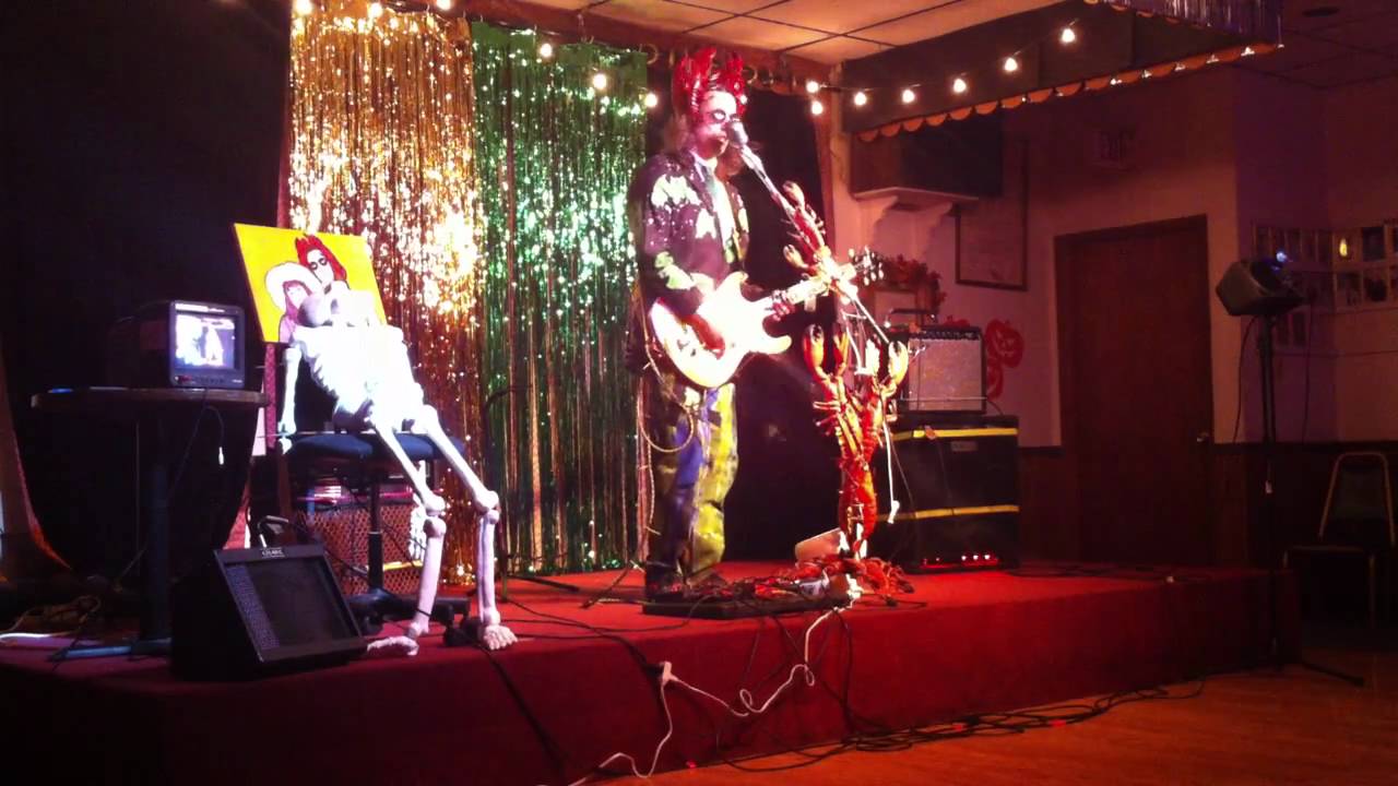 Pontifex VonHummer - Theories