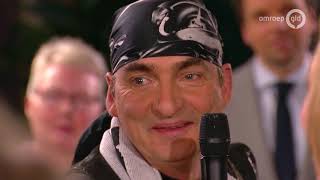 Carnavalskraker De Sjonnies: 'Kutkeeper'! - De Week van Gelderland