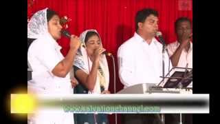 Video thumbnail of "Christian Song - Meghangal naduve vazhi thurakkum"