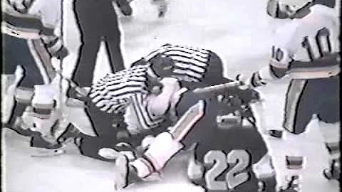 Tony Twist vs Darwin McCutcheon IHL Oct 7/88